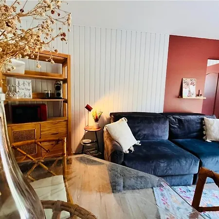 Bed & Breakfast Indépendante Et Cosy Avec Jardin Cardan